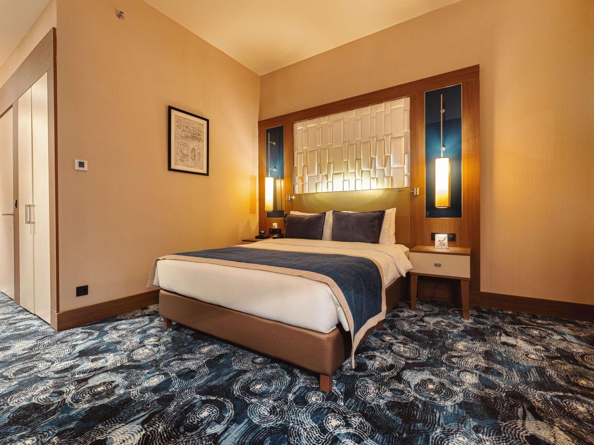 Tbilisi Philharmonic Hotel By Mercure Екстериор снимка